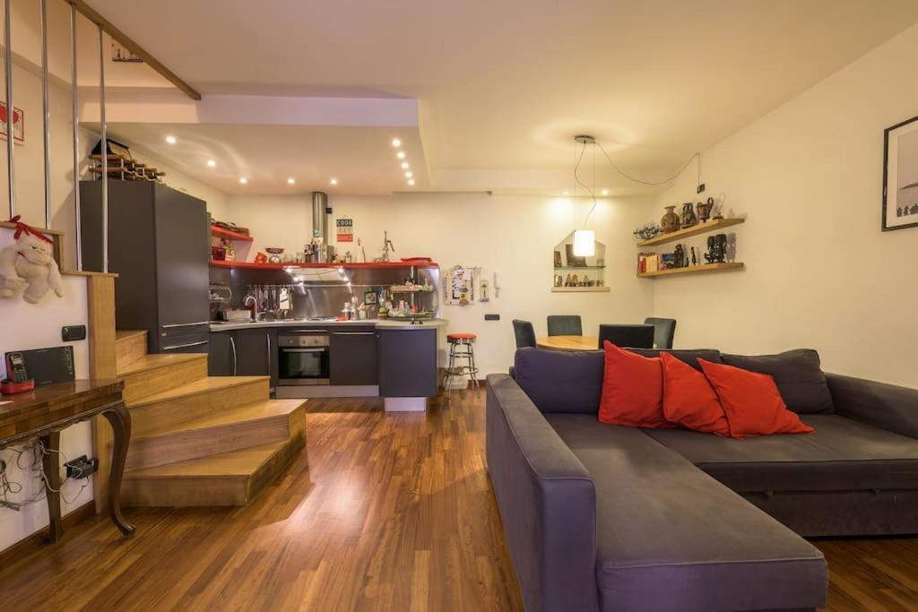 Traditional Apartment In Old City Bari Esterno foto