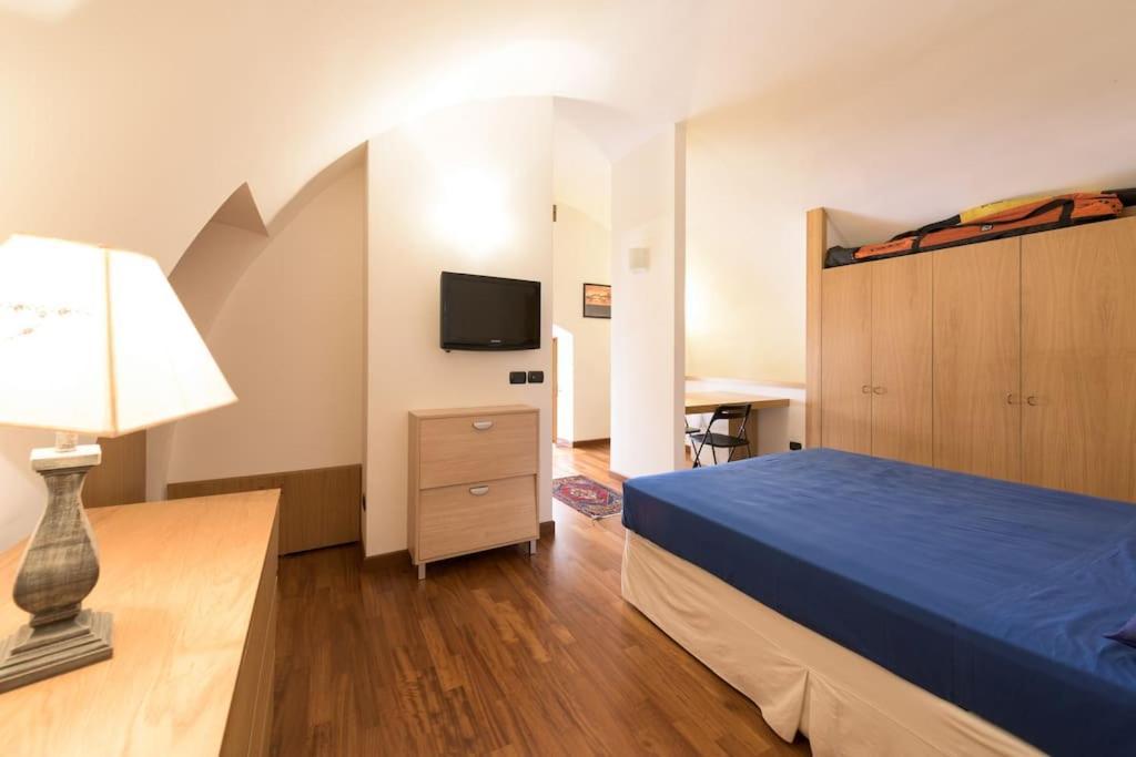 Traditional Apartment In Old City Bari Esterno foto