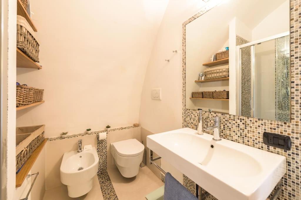 Traditional Apartment In Old City Bari Esterno foto