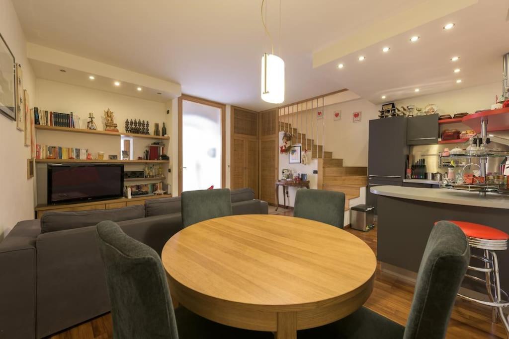 Traditional Apartment In Old City Bari Esterno foto